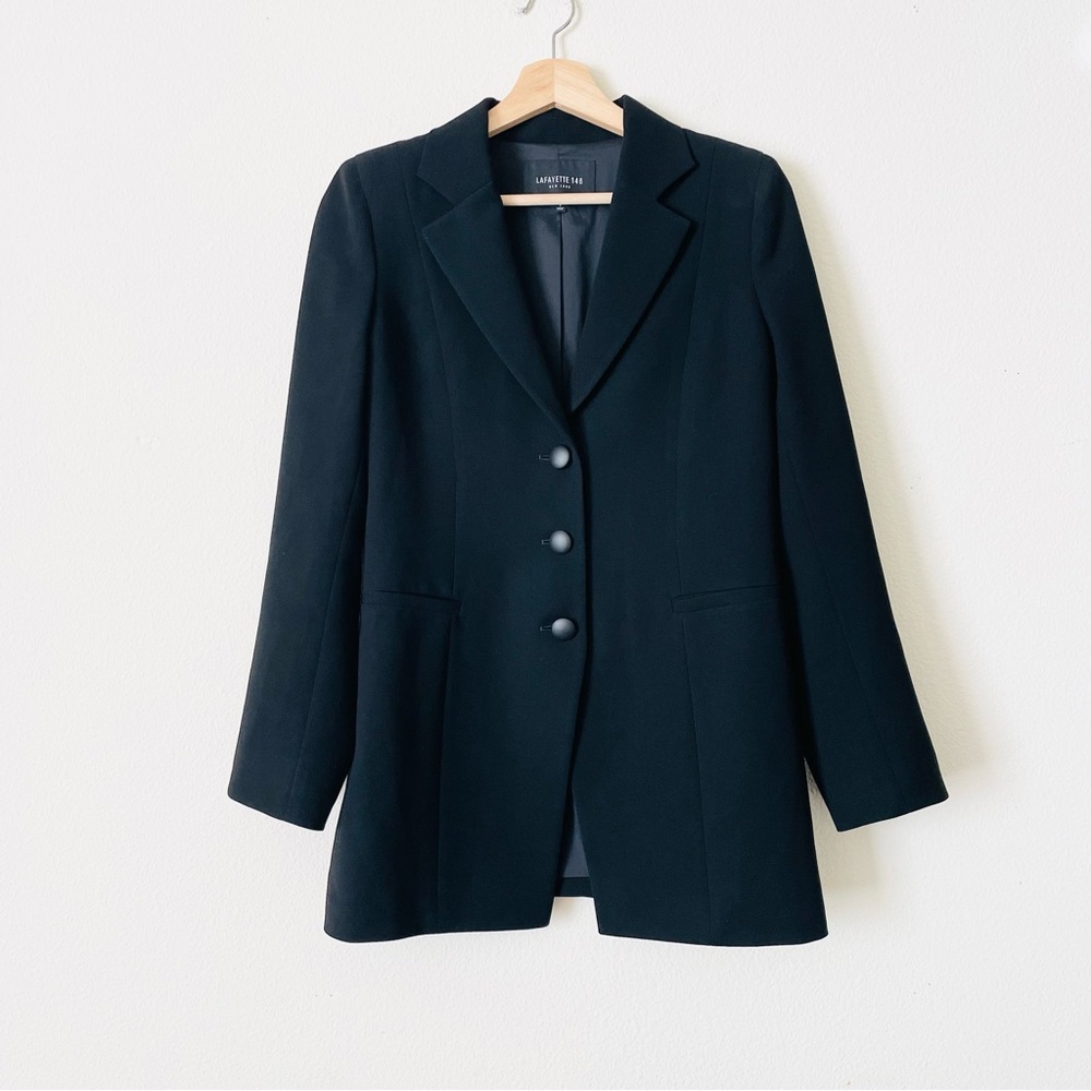 Lafayette 148 SIZE 6 black 3 button closure blazer